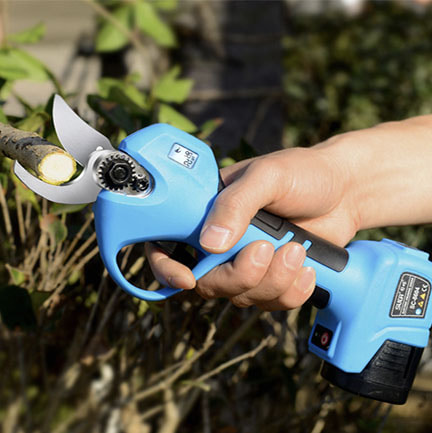 How to Maintain and Care for Your Powered Pruning Shears