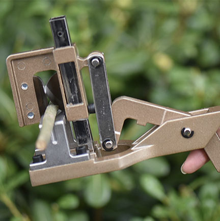 Cutting-Edge Gardening: The Power and Precision of Garden Scissors (Electric)